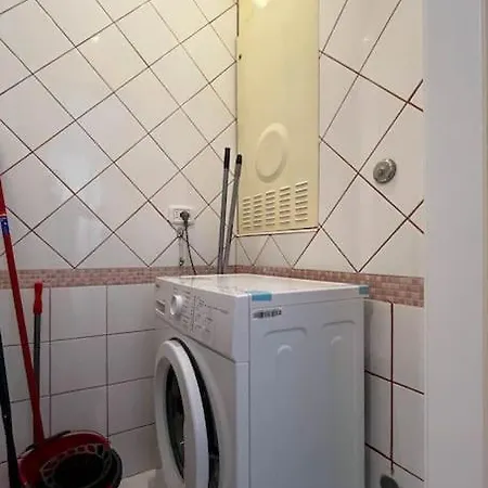 Vicino Al Mare Parcheggio, Wifi By We Host You Apartamento Civitanova Marche